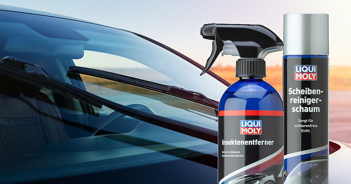 Clean car windows the quick and easy way | LIQUI MOLY Clean car windows the quick and easy way | LIQUI MOLY