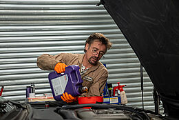 Richard Hammond and a very special Jaguar XJR