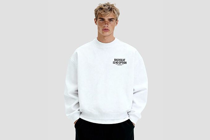 STREETWEAR Sweatshirt weiß - Backseat front